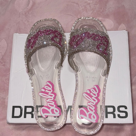 Forever 21 x Barbie sandals - Picture 4 of 5